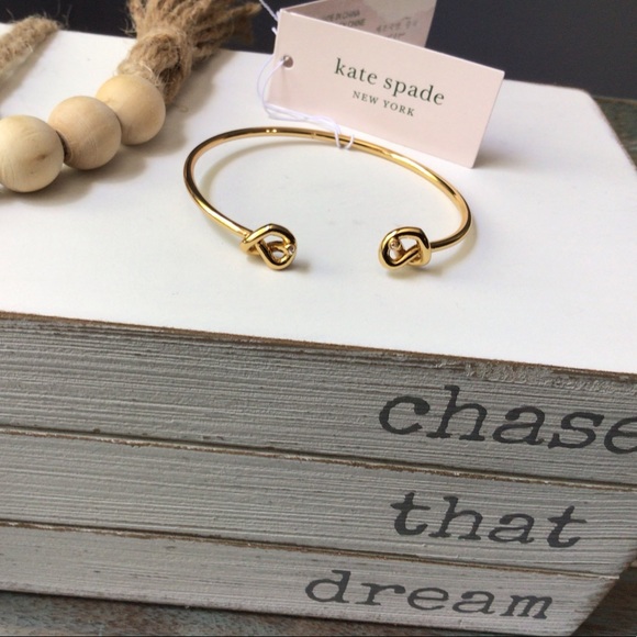 kate spade Jewelry - Kate Spade Gold Bangle